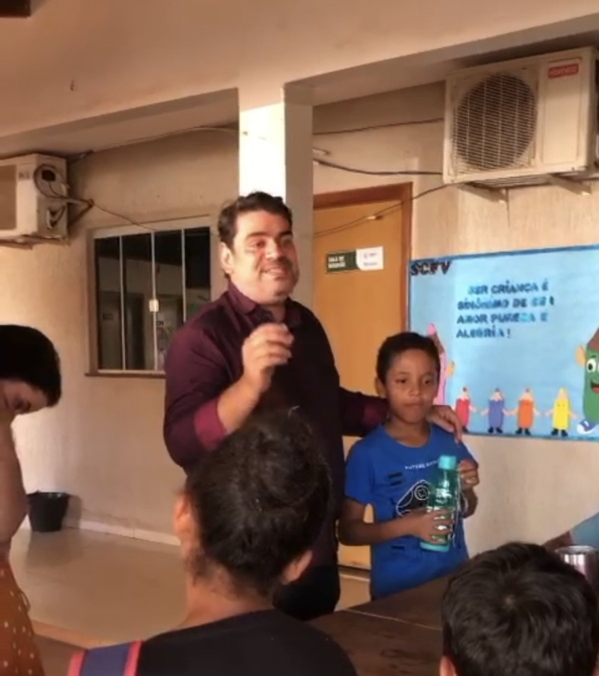 Vice-prefeito Moadil Fernando ministra palestra de conscientização para crianças e adolescentes atendidos pelo CRAS de Confresa.